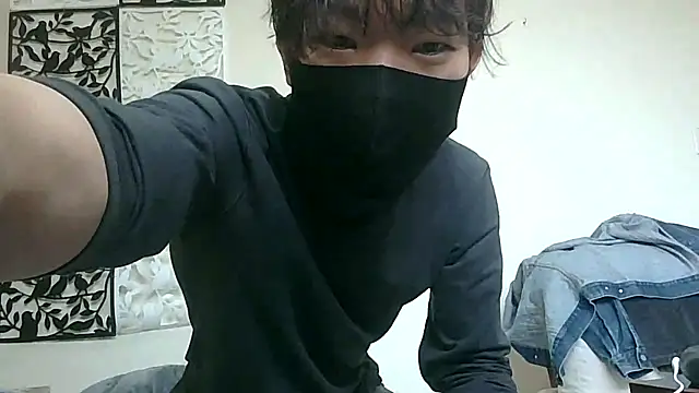 UKI06 online show from March 12, 4:19 am