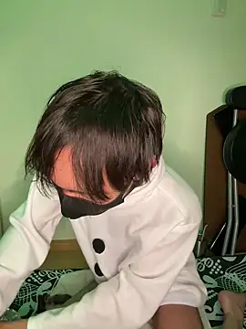 UKI06 online show from December 21, 2:15 pm