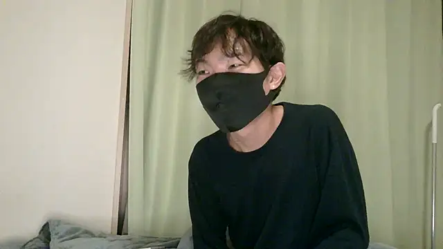 UKI06 online show from December 15, 6:37 pm