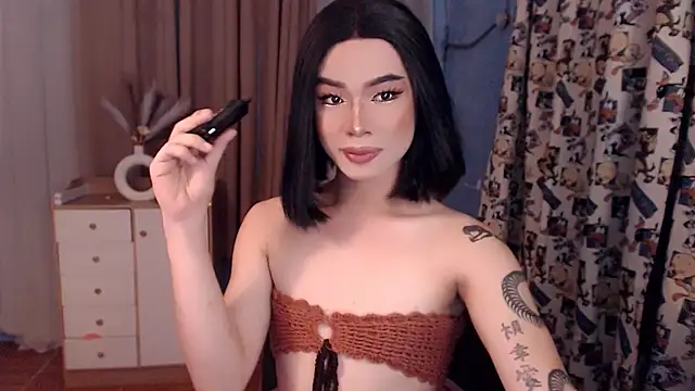 Dimpledimps69 online show from November 17, 1:26 pm