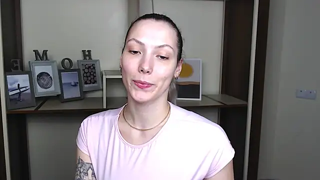 VanessaMay  online show from March 21, 1:48 pm