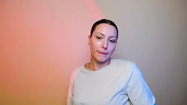 VanessaMay  online show from March 9, 7:48 pm