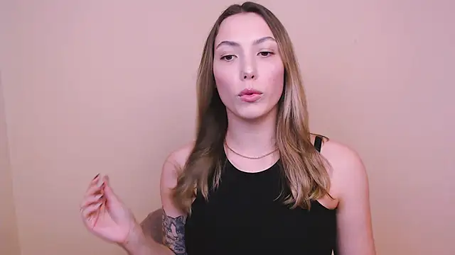 VanessaMay  online show from February 6, 8:34 pm