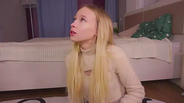 LynetBurby online show from December 5, 6:12 am