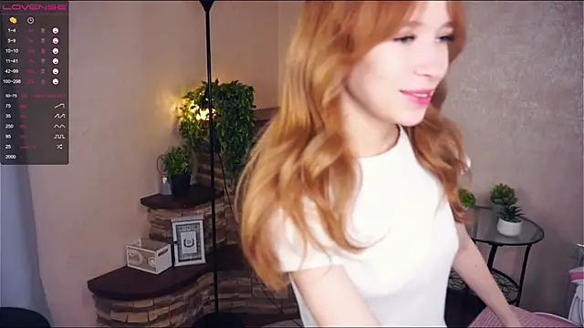 LynetBurby online show from March 11, 6:08 am