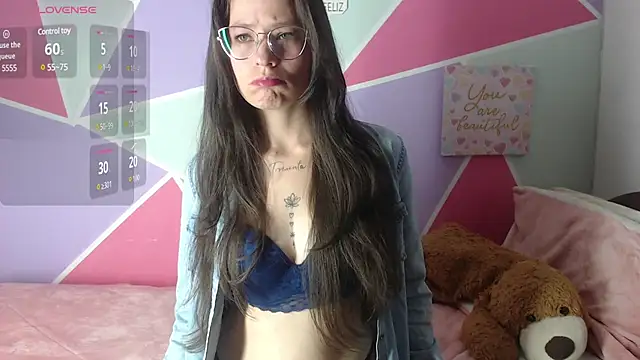 Snapshot of Mily_Miley chatting on February 11, 1:09 pm Mily Miley online show from February 11, 1:09 pm