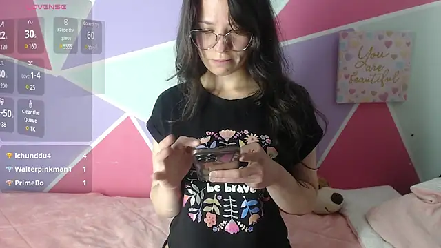 Snapshot of Mily_Miley chatting on February 26, 10:47 pm Mily Miley online show from February 26, 10:47 pm