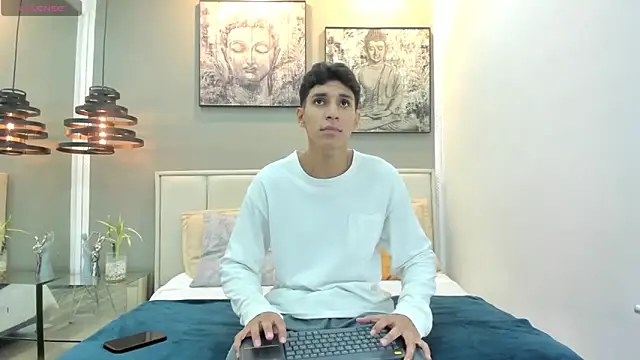 kieran derek online show from December 14, 3:35 am