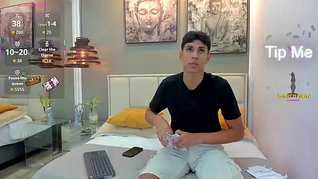 kieran derek online show from November 15, 3:54 am