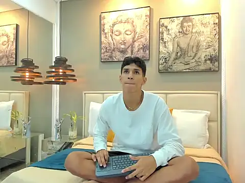 kieran derek online show from October 29, 3:27 am