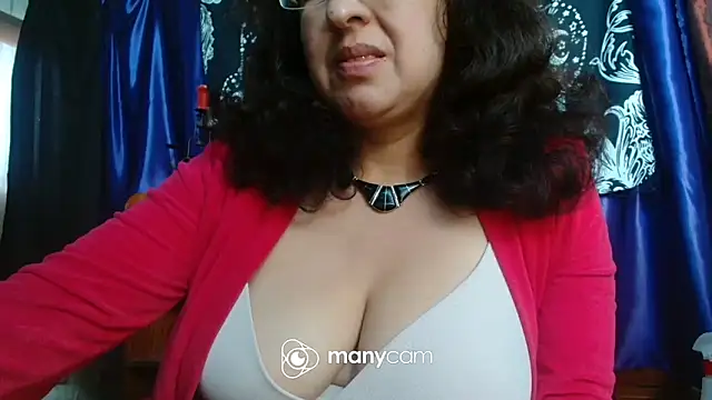 liriomilf online show from February 4, 8:37 pm