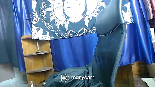 liriomilf online show from March 19, 6:30 pm