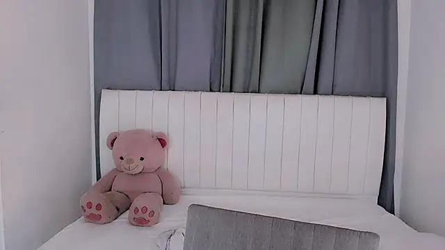 Snapshot of gatitavenecis chatting on November 3, 5:05 pm gatitavenecis online show from November 3, 5:05 pm