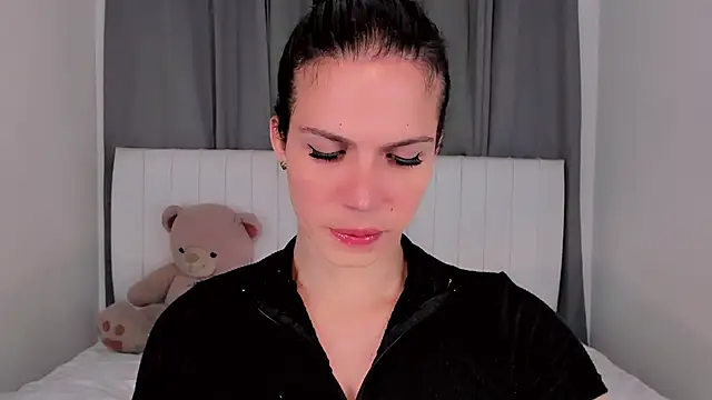 Snapshot of gatitavenecis chatting on November 1, 9:30 pm gatitavenecis online show from November 1, 9:30 pm