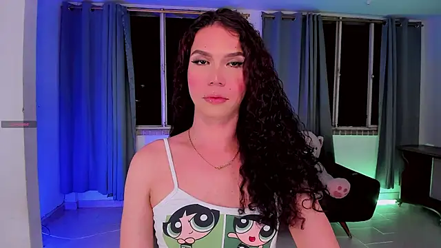 Snapshot of gatitavenecis chatting on June 10, 5:30 am gatitavenecis online show from June 10, 5:30 am