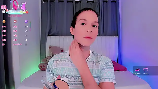 gatitavenecis online show from March 1, 8:20 pm