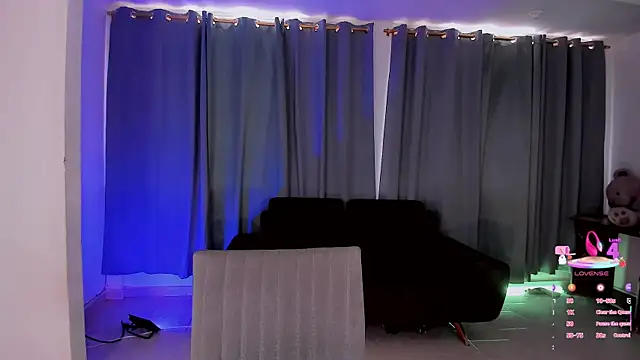 gatitavenecis online show from April 14, 8:03 pm