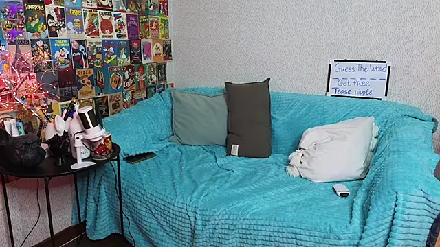 Snapshot of LittleLeen chatting on October 10, 3:24 pm LittleLeen online show from October 10, 3:24 pm