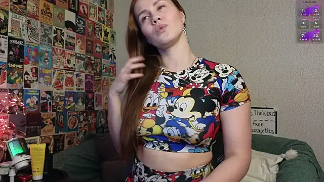 LittleLeen online show from December 1, 4:30 pm