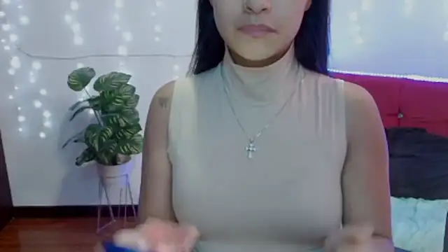 Snapshot of NatalyEscobar_lx chatting on May 6, 2:10 pm NatalyEscobar lx online show from May 6, 2:10 pm