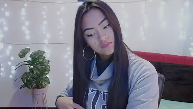 Snapshot of NatalyEscobar_lx chatting on June 2, 1:55 pm NatalyEscobar lx online show from June 2, 1:55 pm