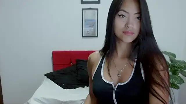 NatalyEscobar lx online show from January 12, 1:51 pm