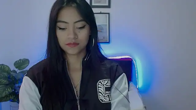 NatalyEscobar lx online show from March 10, 2:32 pm