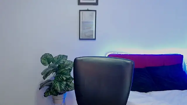 NatalyEscobar lx online show from March 14, 2:01 pm