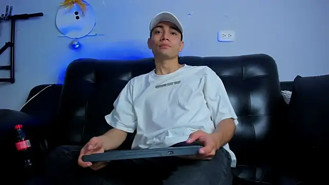 Boysweet boys online show from December 10, 8:27 pm