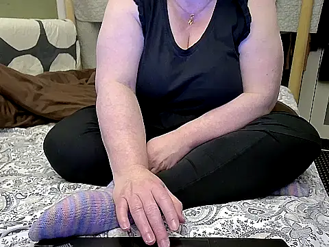 MarthaBriest online show from May 6, 3:10 am