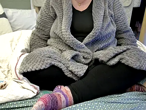 Snapshot of MarthaBriest chatting on February 17, 7:27 am MarthaBriest online show from February 17, 7:27 am