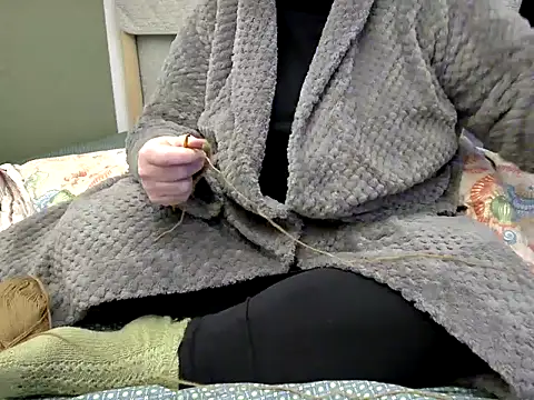 MarthaBriest online show from December 18, 8:08 am