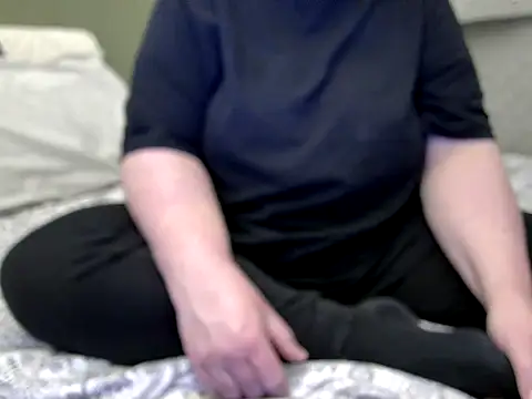 MarthaBriest online show from May 10, 3:32 am