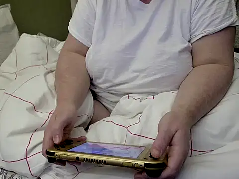 MarthaBriest online show from November 3, 3:56 am