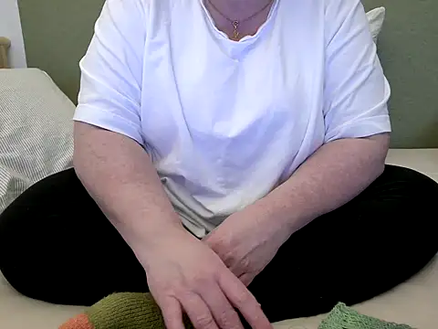 MarthaBriest online show from April 18, 7:22 am