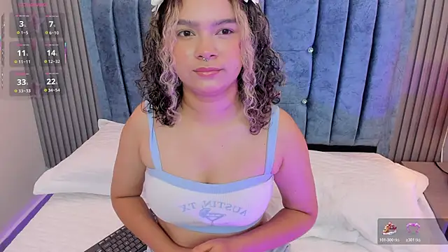 pretty sunlight  online show from May 10, 6:43 pm