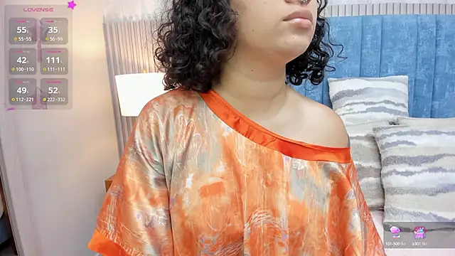 pretty sunlight  online show from September 25, 1:33 am