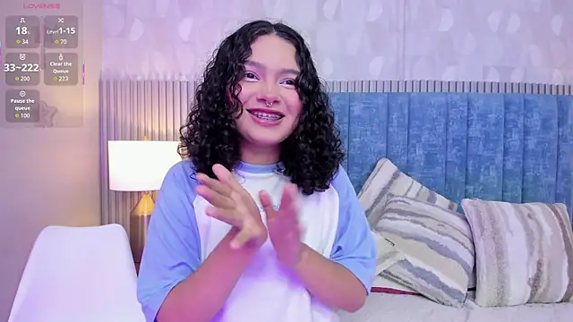 pretty sunlight  online show from December 18, 2:05 am