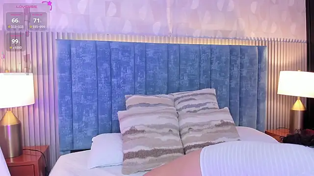 Snapshot of pretty_sunlight_ chatting on November 27, 2:01 am pretty sunlight online show from November 27, 2:01 am