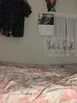 Johnras121 online show from February 2, 11:37 pm