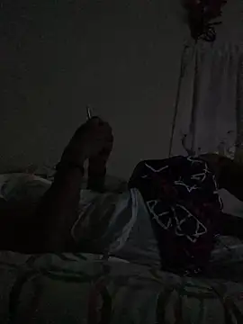 Johnras121 online show from April 18, 4:15 am