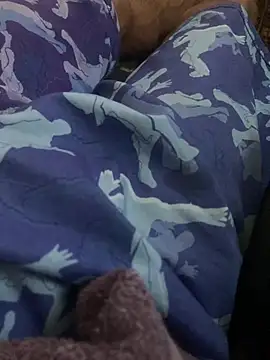 Johnras121 online show from March 8, 9:51 pm