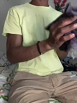 Johnras121 online show from April 6, 11:06 pm