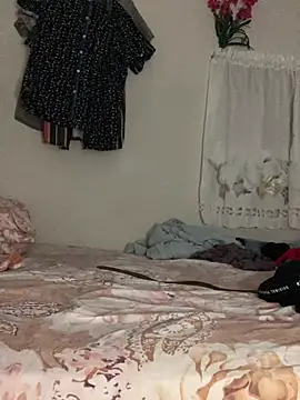 Johnras121 online show from February 11, 11:37 pm