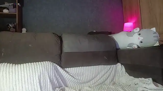 Hungry  Puppy online show from October 15, 8:33 am