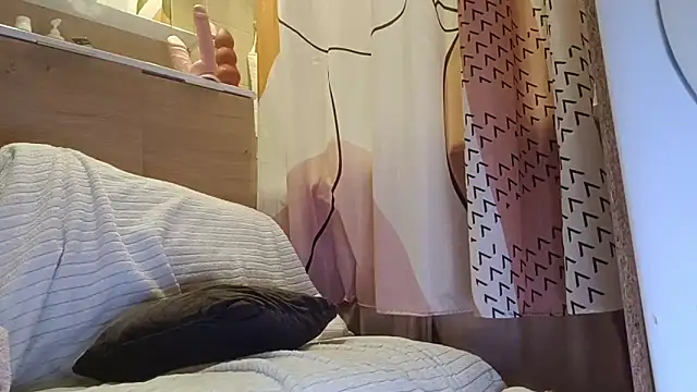 Hungry  Puppy online show from September 26, 12:39 am