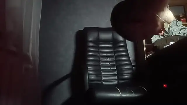 Hungry  Puppy online show from October 3, 2:15 am