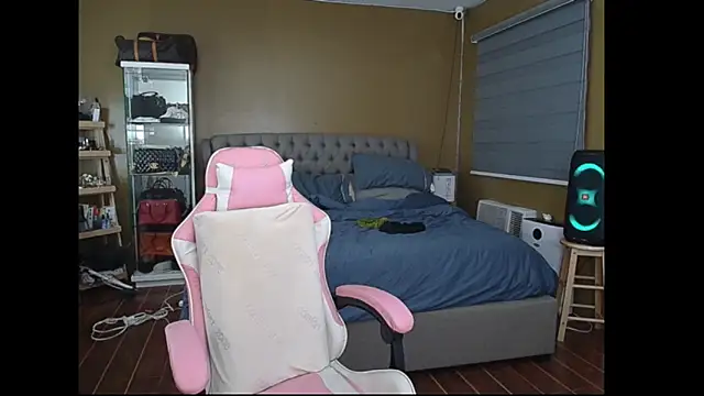 aya saki online show from March 12, 10:59 am