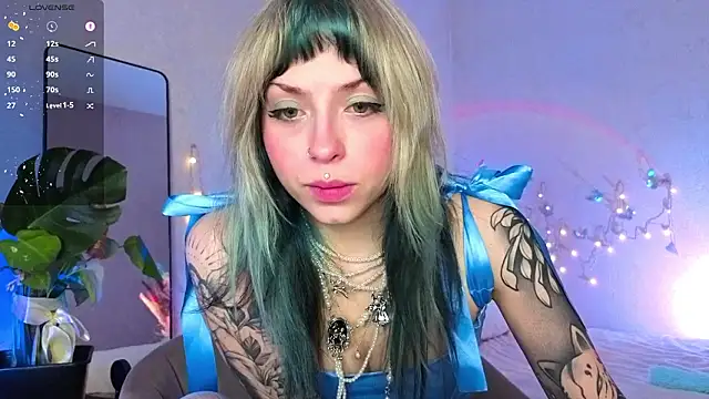 lavenderluxe online show from March 15, 8:54 am