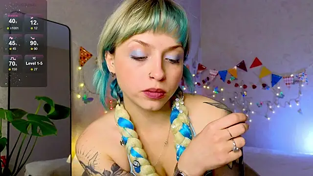 lavenderluxe online show from October 24, 2:05 pm